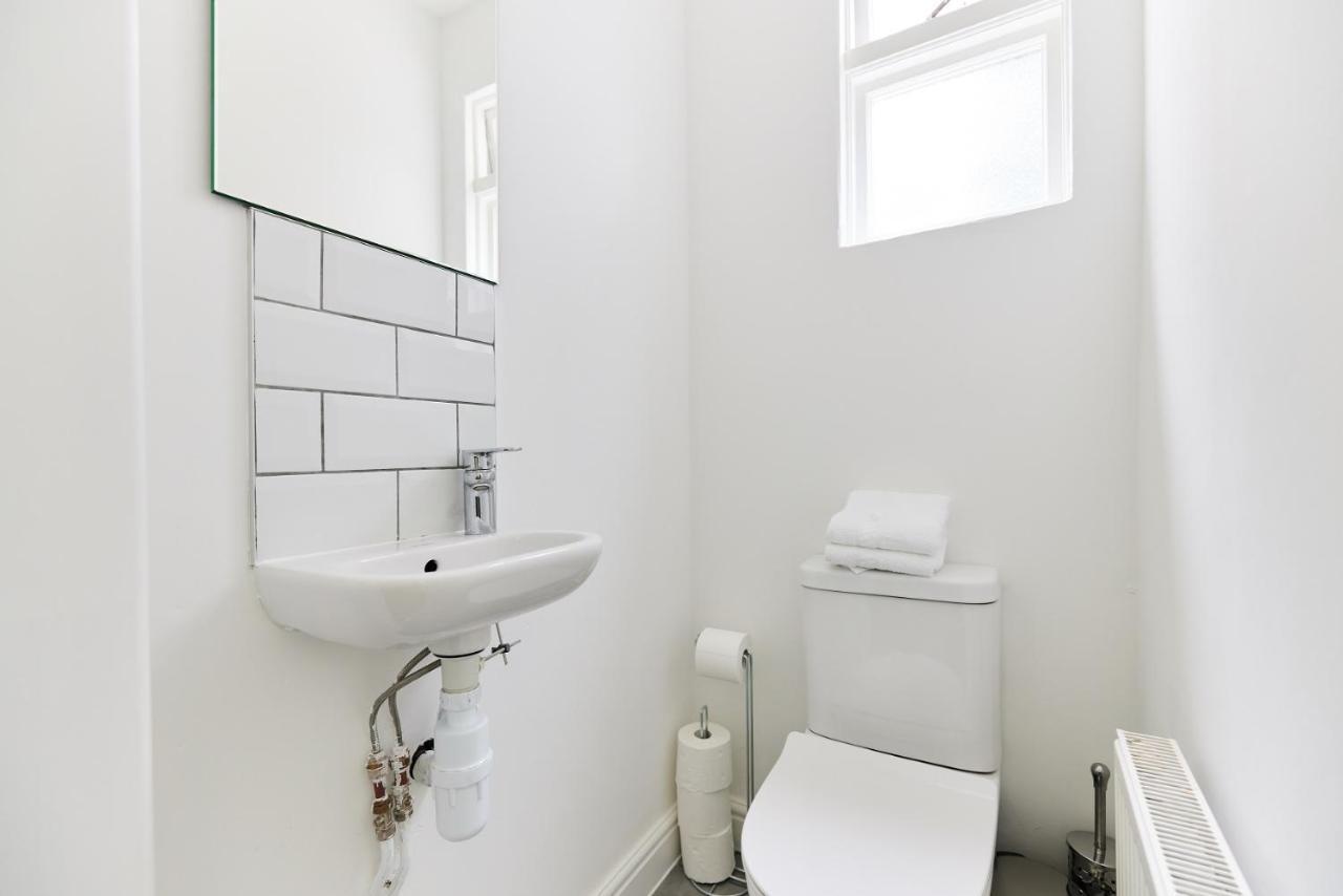 The Fulham Escape - Alluring 5Bdr Flat ロンドン エクステリア 写真